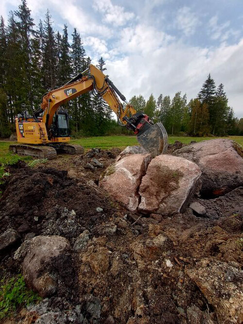 Maanrakennusta tehdään hyvin erilaisissa ympäristöissä.